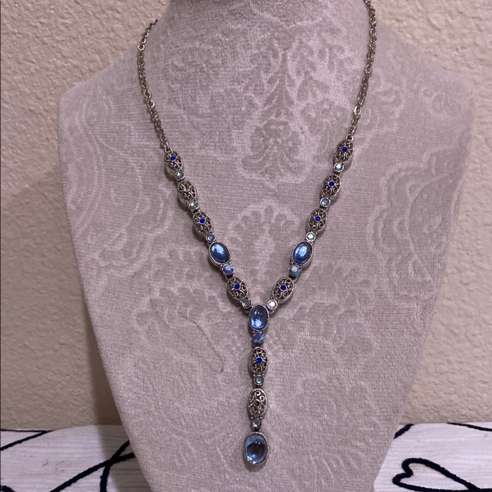 Elegant Silver and Blue Necklace